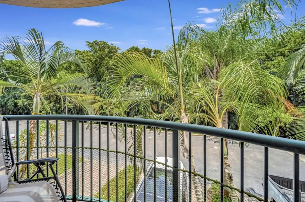 2125 SE 10th Avenue Fort Lauderdale FL 33316