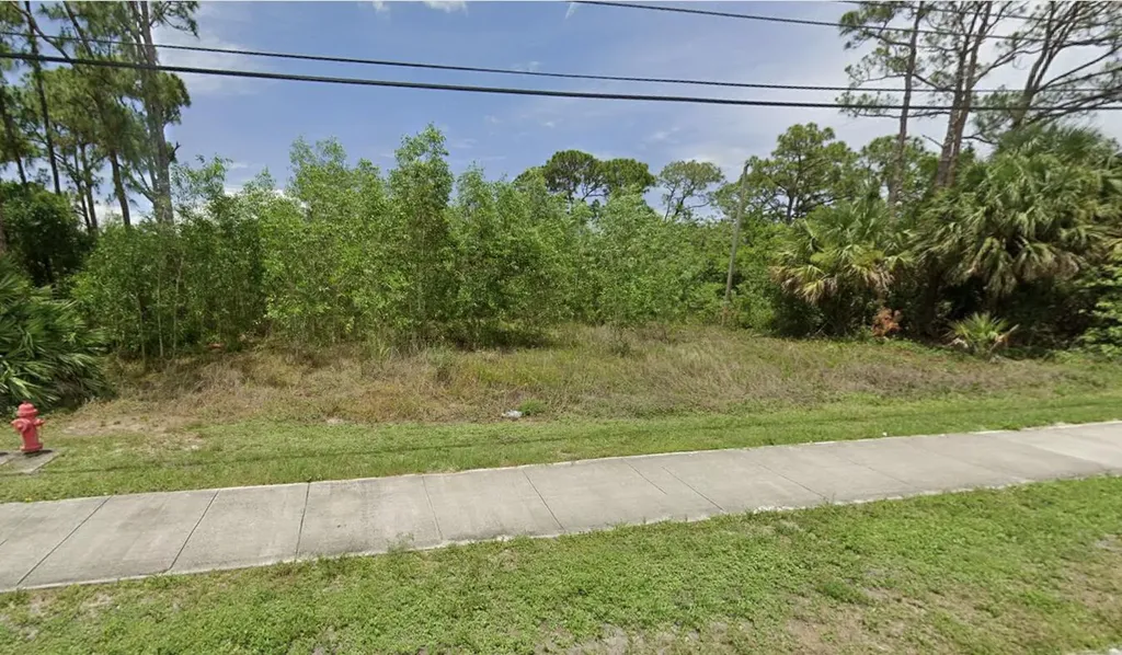 325 NW Prima Vista Boulevard Port St Lucie FL 34983