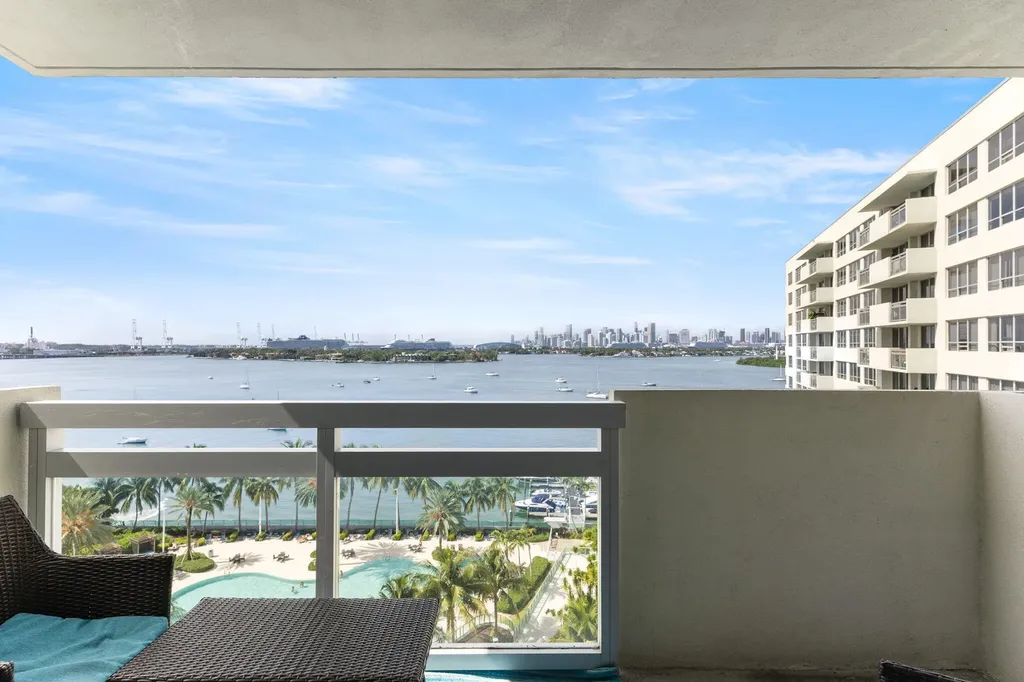 1500 Bay Road Miami Beach FL 33139