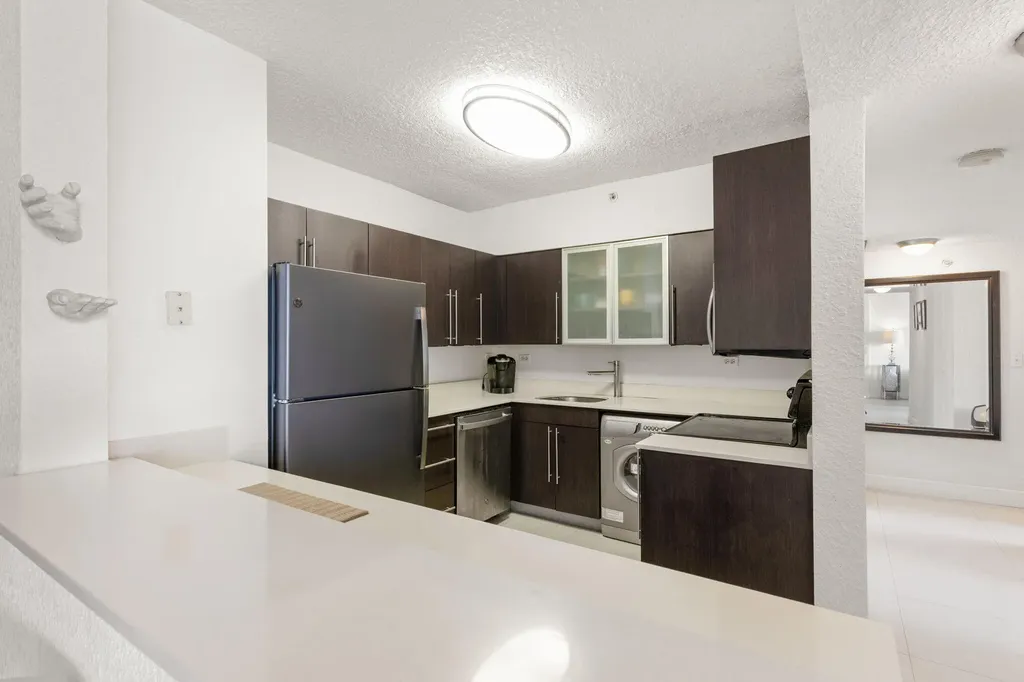 1500 Bay Road Miami Beach FL 33139