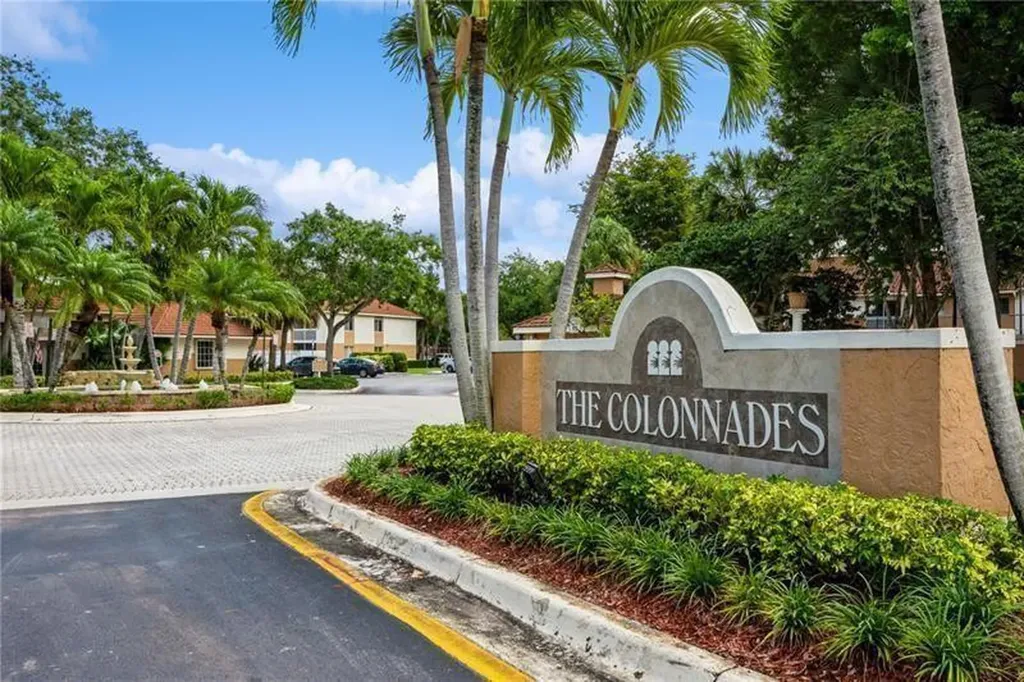 708 NW 92nd Avenue Plantation FL 33324