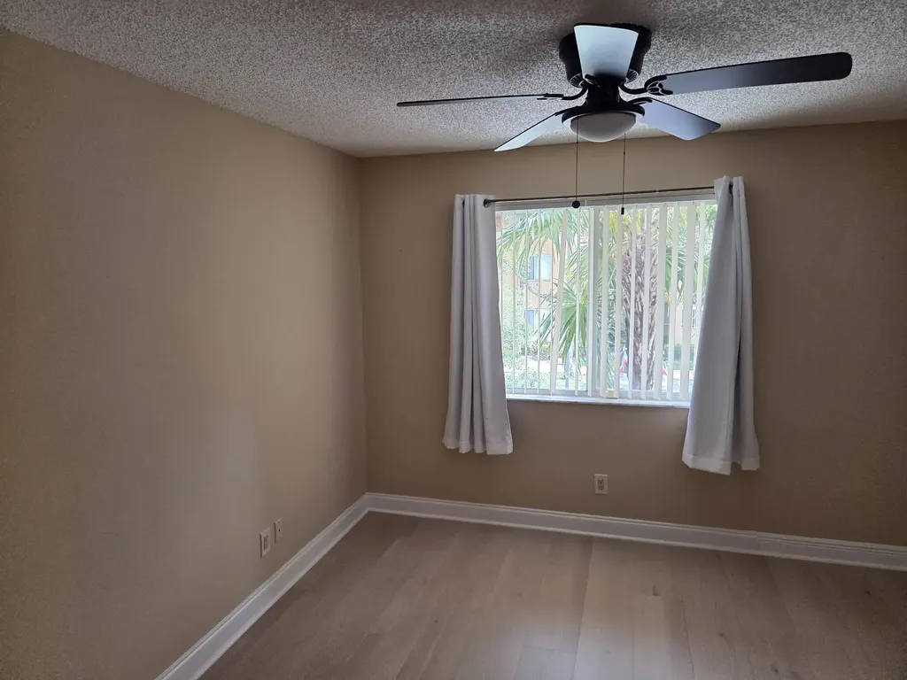 708 NW 92nd Avenue Plantation FL 33324