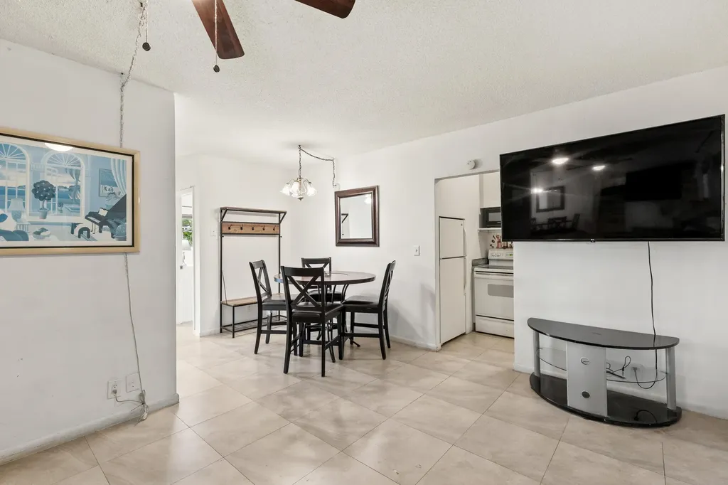 1021 NE 24th Avenue Pompano Beach FL 33062