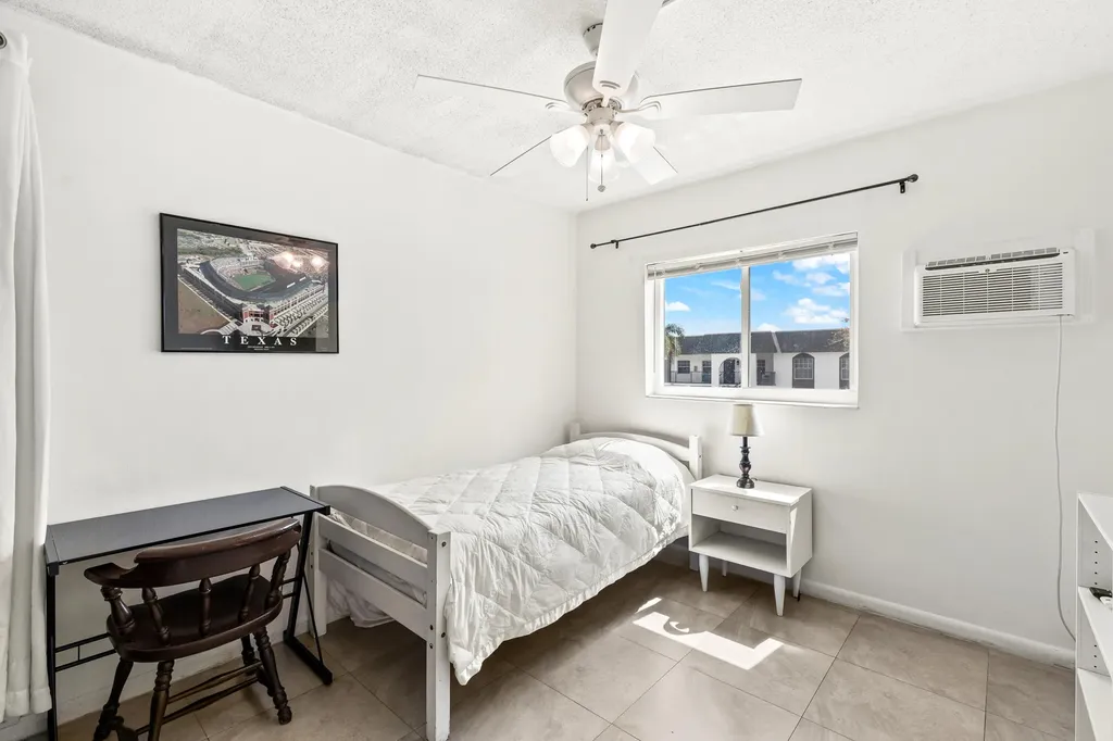 1021 NE 24th Avenue Pompano Beach FL 33062