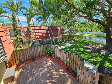 9982 NW 6th Court Plantation FL 33324