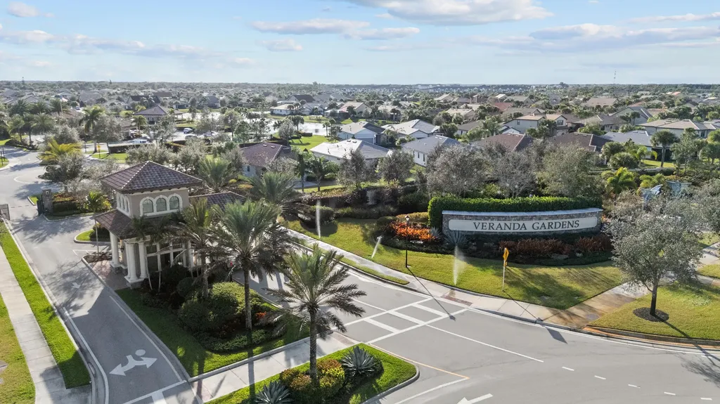 786 SE Courances Drive Port St Lucie FL 34984