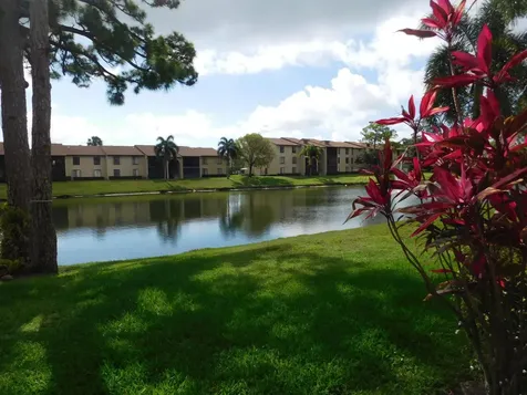 627 Sea Pine Way Greenacres FL 33415
