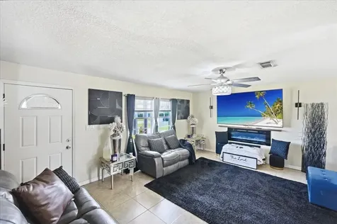 6602 Fort Walton Avenue Fort Pierce FL 34951