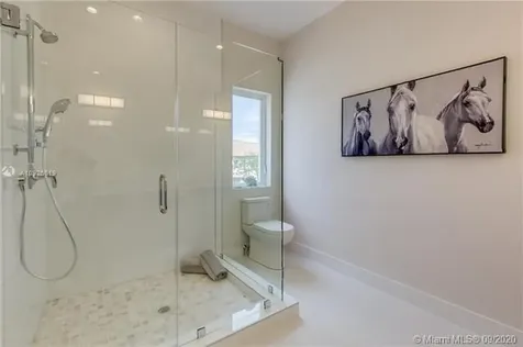 682 NE 43rd Street Oakland Park FL 33334