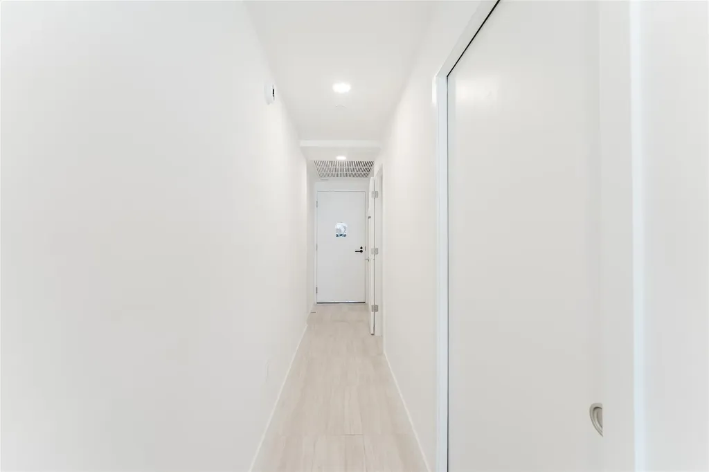 580 72nd Street Miami Beach FL 33141