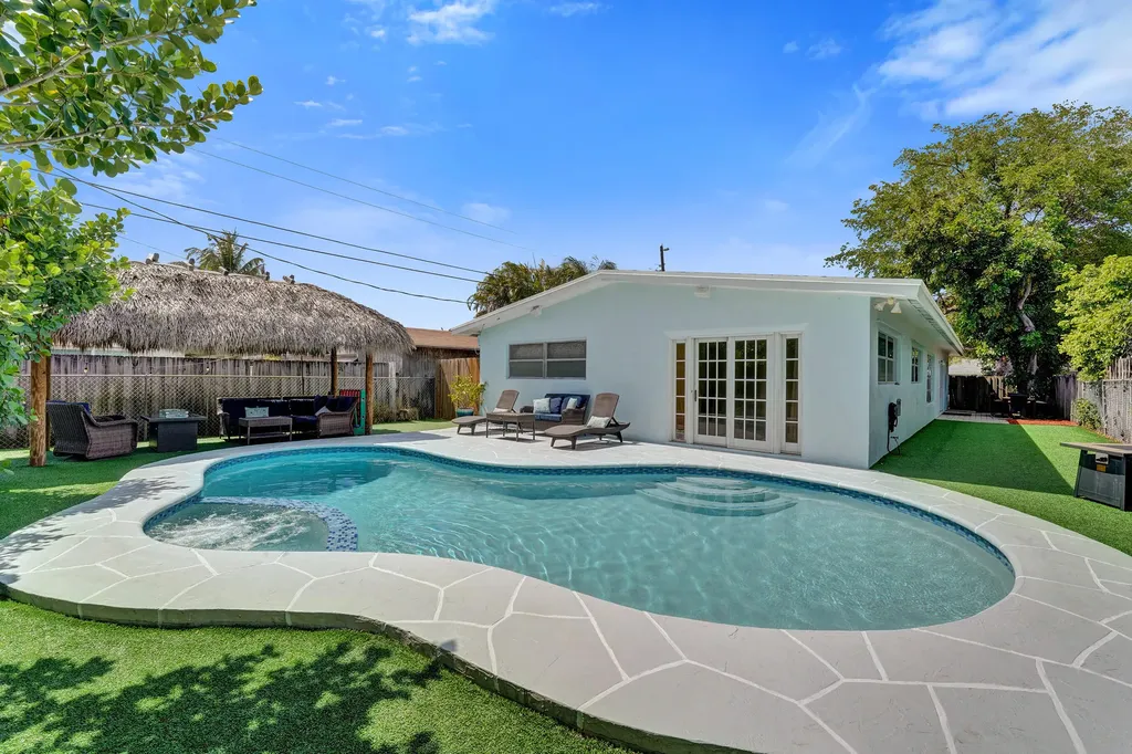1208 NE 7th Street Pompano Beach FL 33060