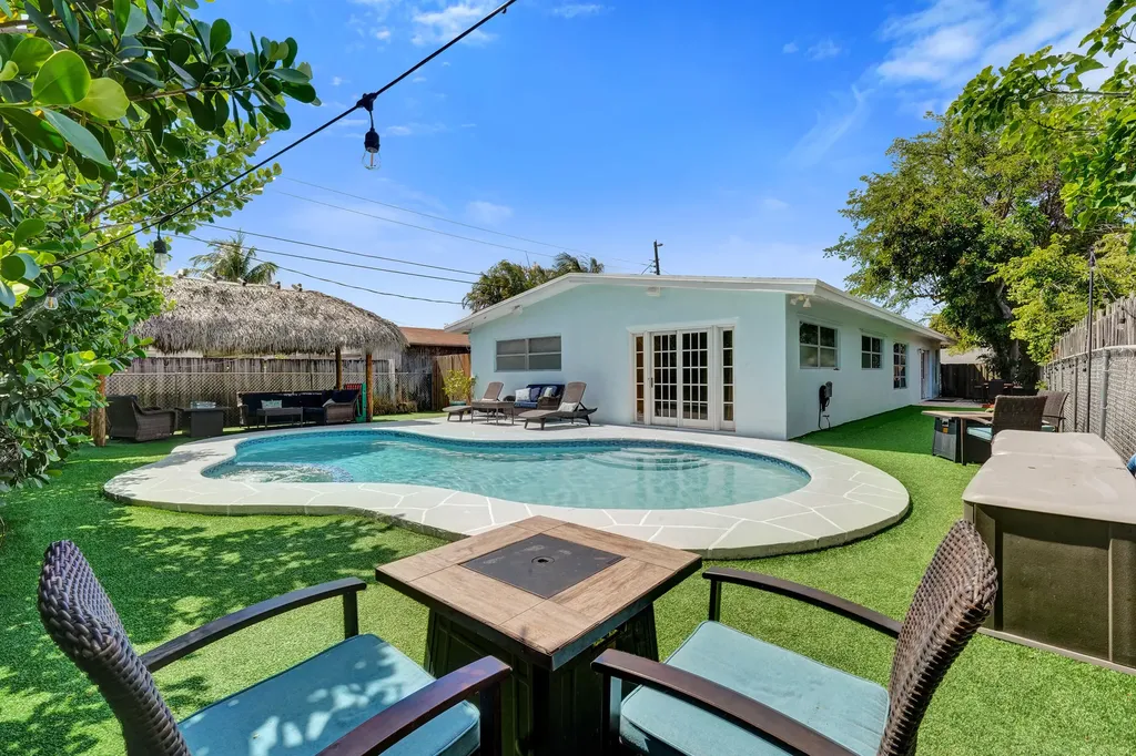 1208 NE 7th Street Pompano Beach FL 33060