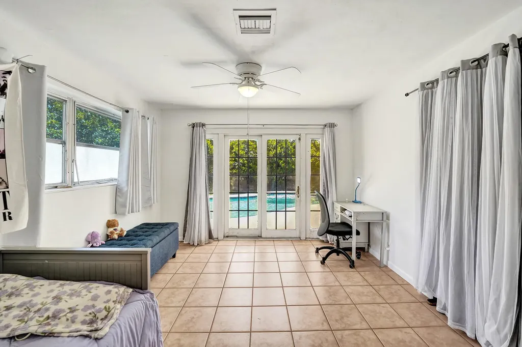 1208 NE 7th Street Pompano Beach FL 33060