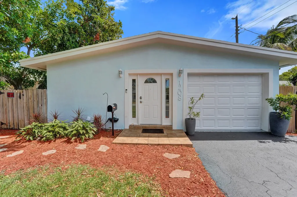 1208 NE 7th Street Pompano Beach FL 33060