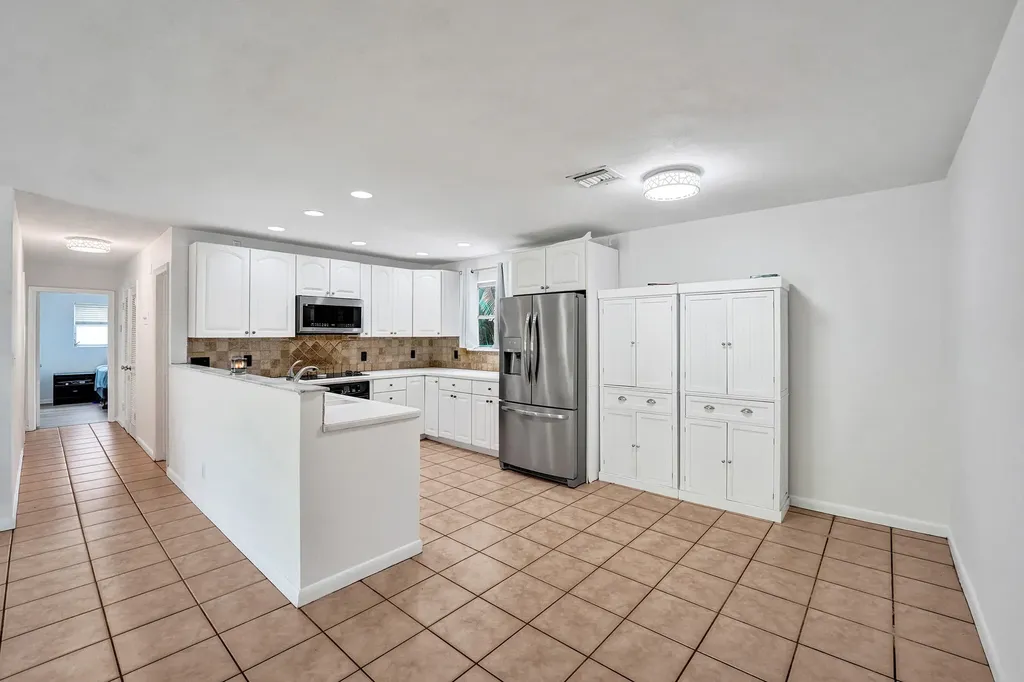 1208 NE 7th Street Pompano Beach FL 33060
