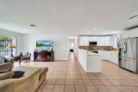 1208 NE 7th Street Pompano Beach FL 33060