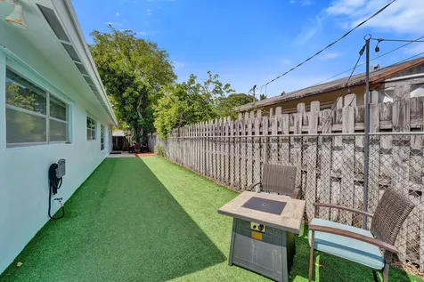 1208 NE 7th Street Pompano Beach FL 33060