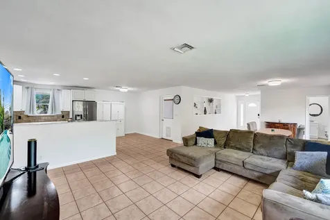 1208 NE 7th Street Pompano Beach FL 33060
