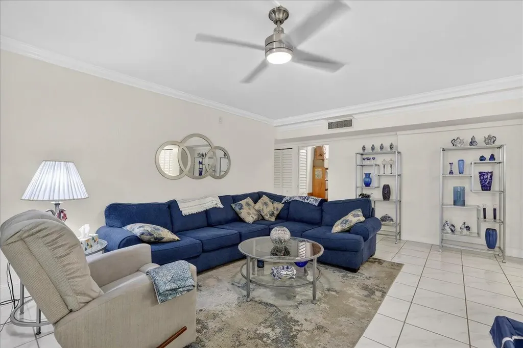 6328 W Longboat Lane Lane W Boca Raton FL 33433