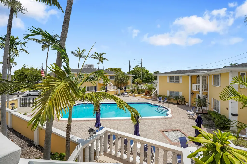 2230 NE 56th Place Fort Lauderdale FL 33308
