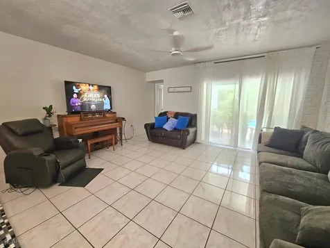 4021 E Shore Road Miramar FL 33023