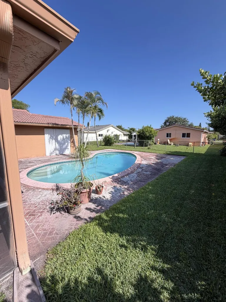 11020 NW 45th Street Coral Springs FL 33065