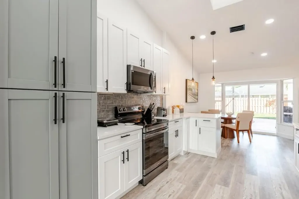 1860 Primrose Lane Wellington FL 33414