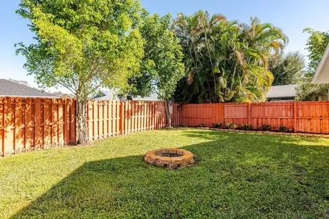1860 Primrose Lane Wellington FL 33414
