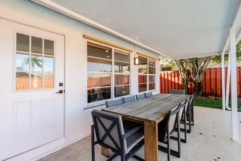 1860 Primrose Lane Wellington FL 33414
