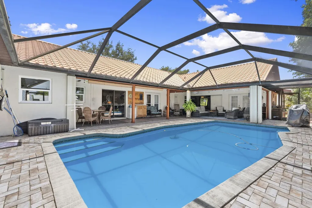 229 NE Sagamore Terrace Port St Lucie FL 34983