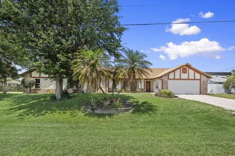 229 NE Sagamore Terrace Port St Lucie FL 34983
