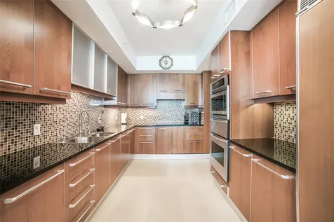 3101 S Ocean Drive Hollywood FL 33019