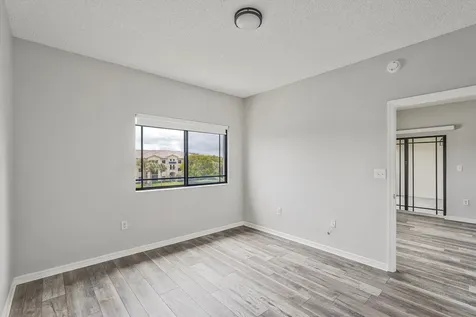 2813 Grande Parkway Palm Beach Gardens FL 33410