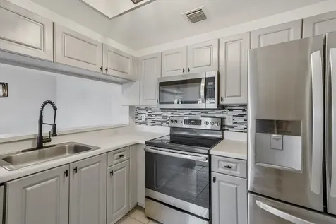 2813 Grande Parkway Palm Beach Gardens FL 33410