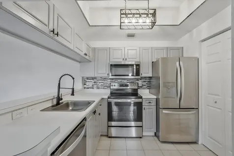 2813 Grande Parkway Palm Beach Gardens FL 33410