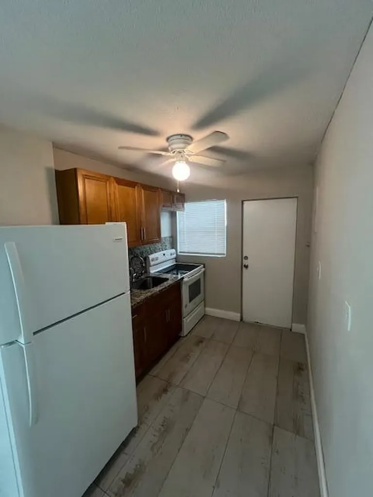 725 21st Street West Palm Beach FL 33407