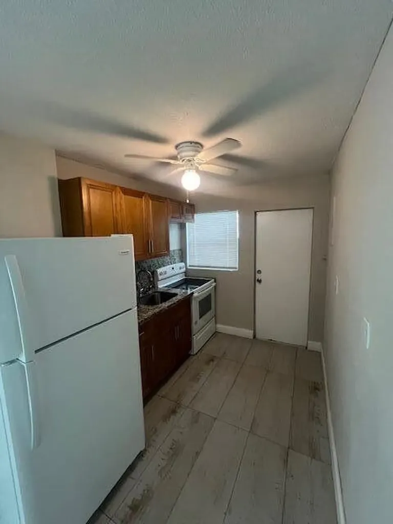 725 21st Street West Palm Beach FL 33407