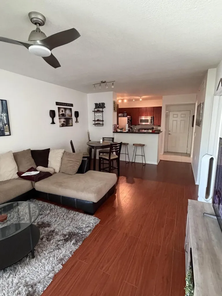 2421 NE 65th Street Fort Lauderdale FL 33308