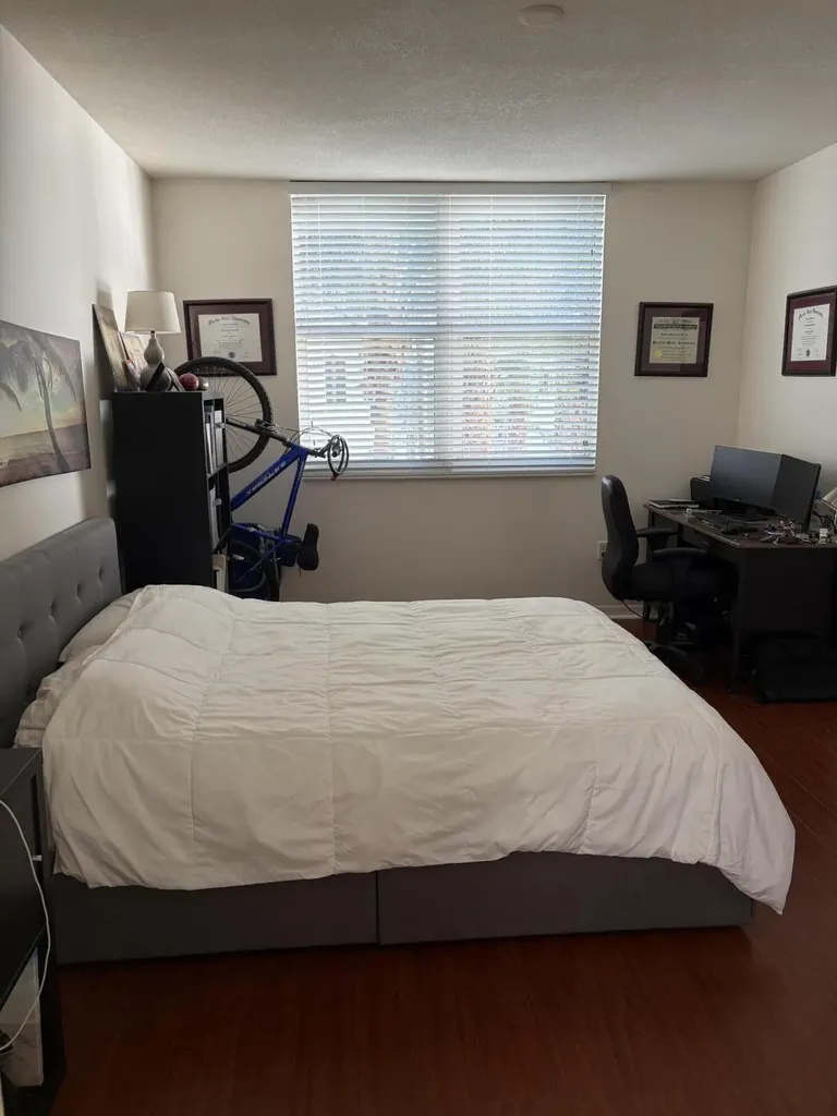 2421 NE 65th Street Fort Lauderdale FL 33308