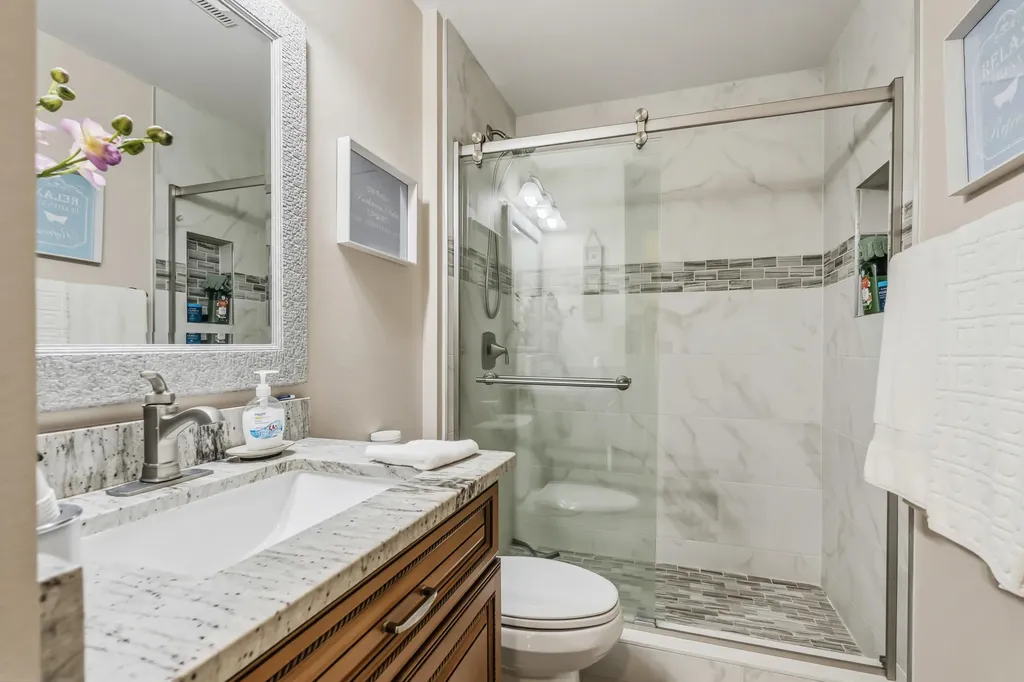1013 E 13th Square Vero Beach FL 32960