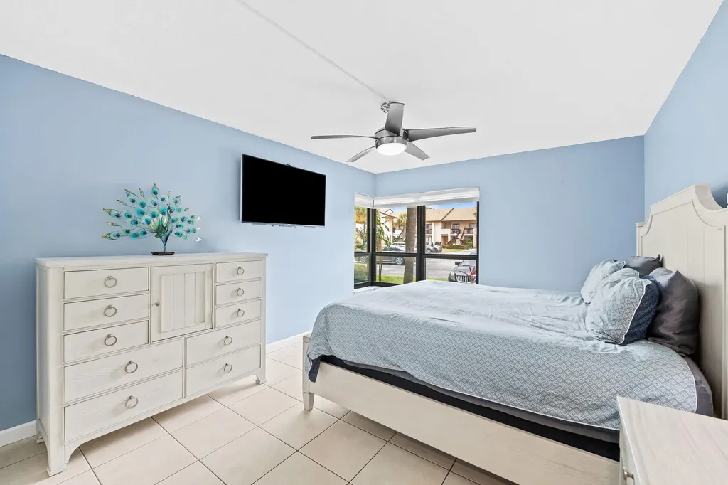 2257 SW 15th Street Deerfield Beach FL 33442