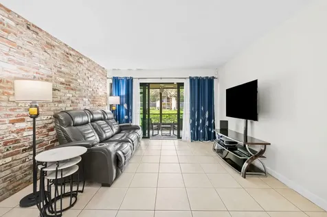 2257 SW 15th Street Deerfield Beach FL 33442