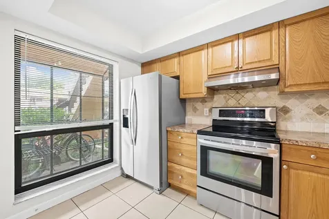 2257 SW 15th Street Deerfield Beach FL 33442