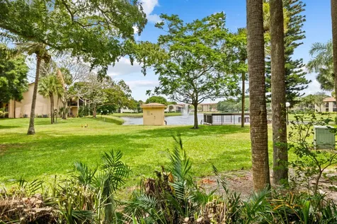 2257 SW 15th Street Deerfield Beach FL 33442
