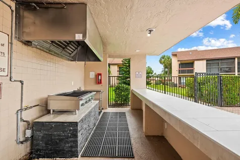 2257 SW 15th Street Deerfield Beach FL 33442