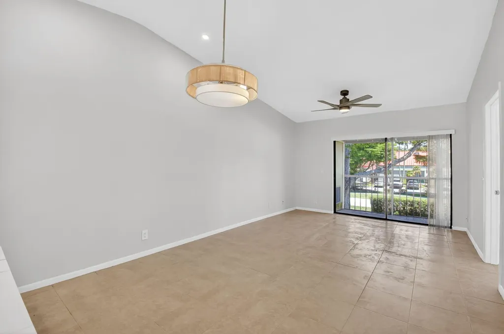 6649 Somerset Drive Boca Raton FL 33433