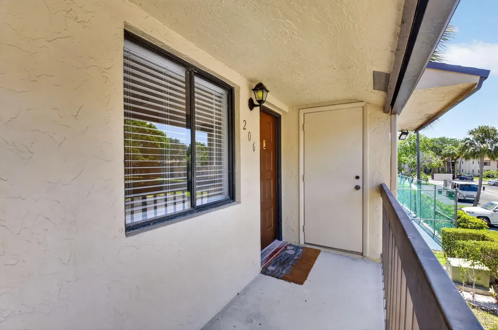 6649 Somerset Drive Boca Raton FL 33433