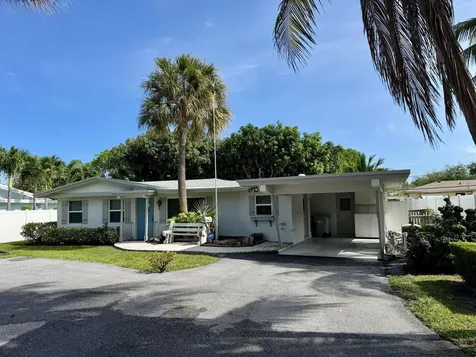 2560 NE 20th Street Pompano Beach FL 33062