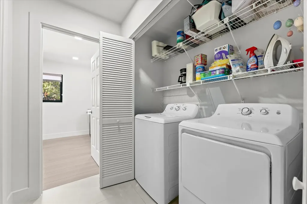 5521 Coach House Circle Boca Raton FL 33486