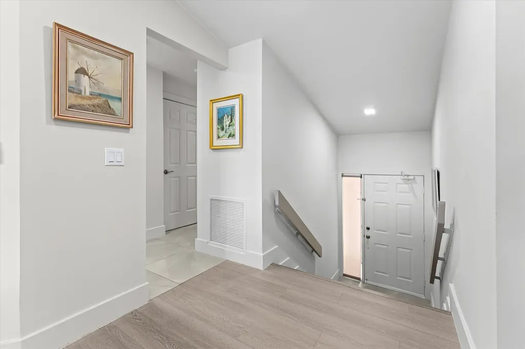 5521 Coach House Circle Boca Raton FL 33486